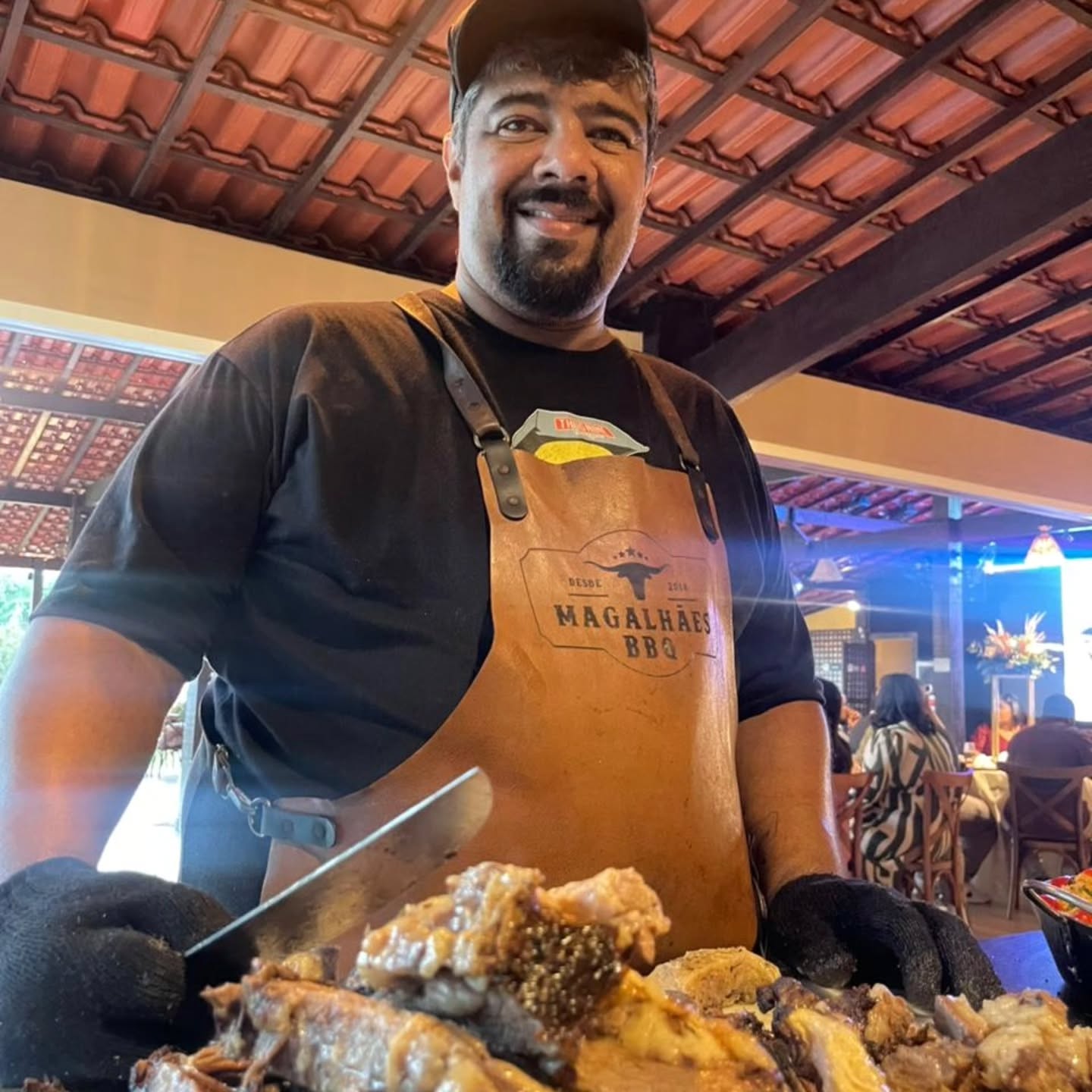 Agradecimento equipe do Buffet Sálvia com Pimenta, que esteve com a gente realizando esse trabalho lindo 
@gustavoo1920 