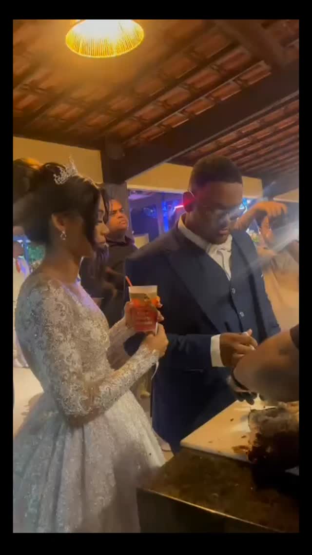 🔥 Que dia especial!
Tivemos a honra de voltar mais uma vez ao Sítio Recanto de Mel para fazer parte de mais um casament