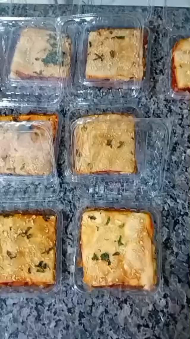 Vc já saboreou aquele cachorro quente caseiro, com tempero de infância?!.
Então conosco vc consegue degustar essa maravi