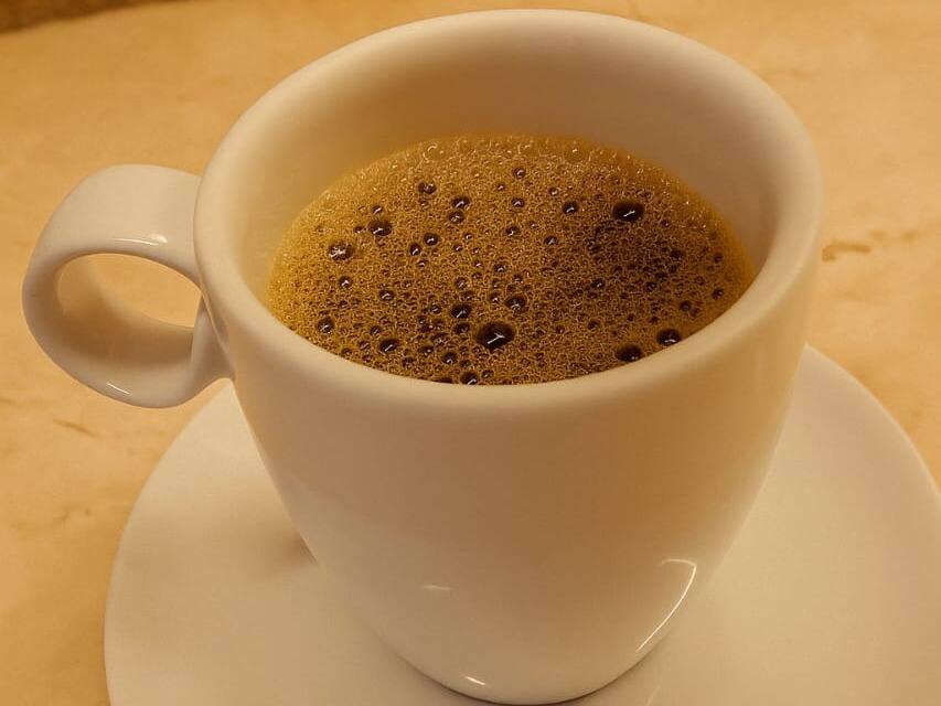 Café coado na hora