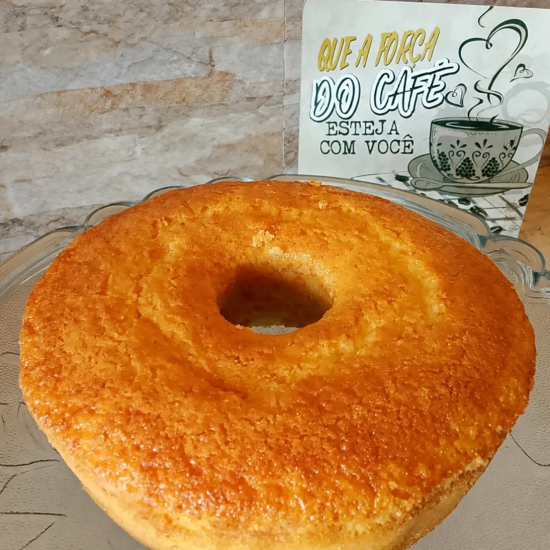 Bolo de fubá saindo do forno especialmente pra vocês! 🍰💛☕
#VéloVilleCafé #BoloDeFubá #BoloCaseiro #CaféComBolo #CaféE